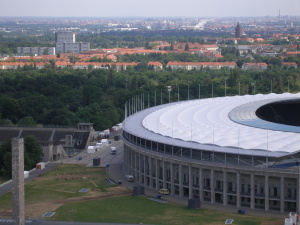 stadion zleva